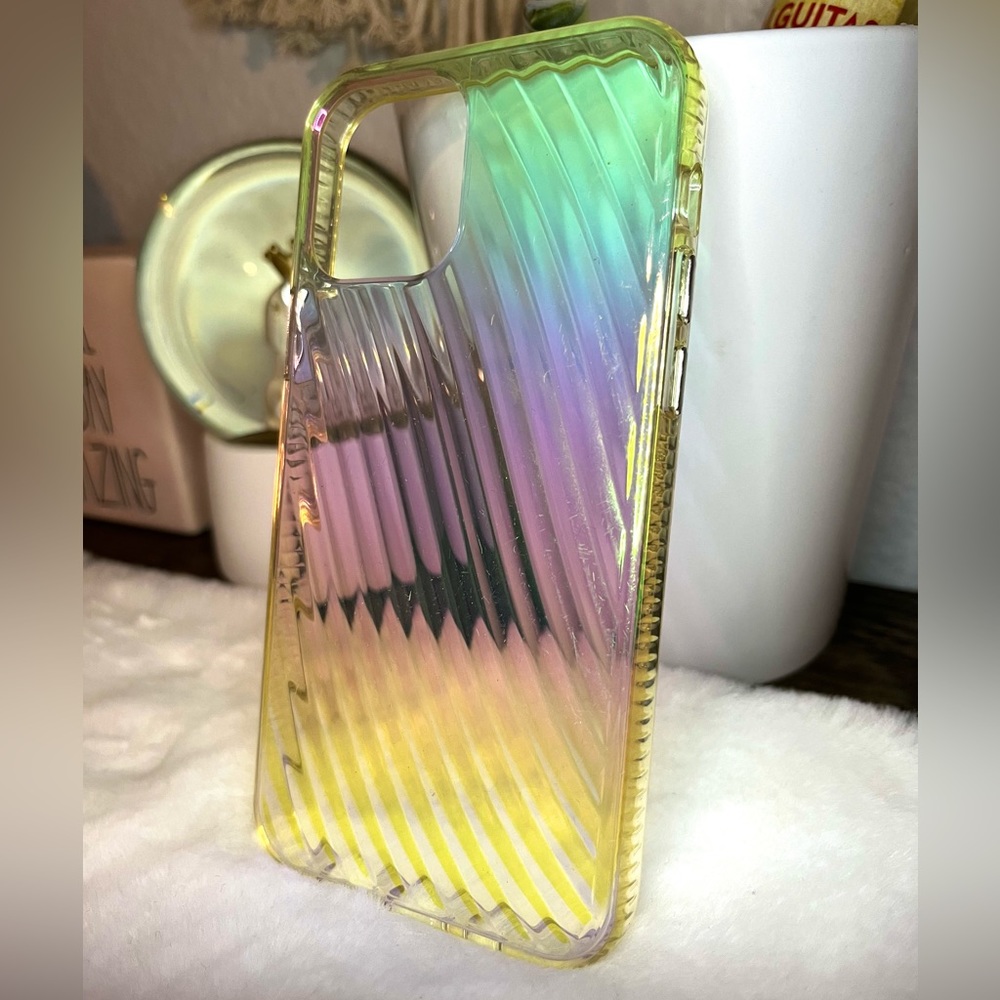 Holographic iPhone 12 / 12 pro mermaid case